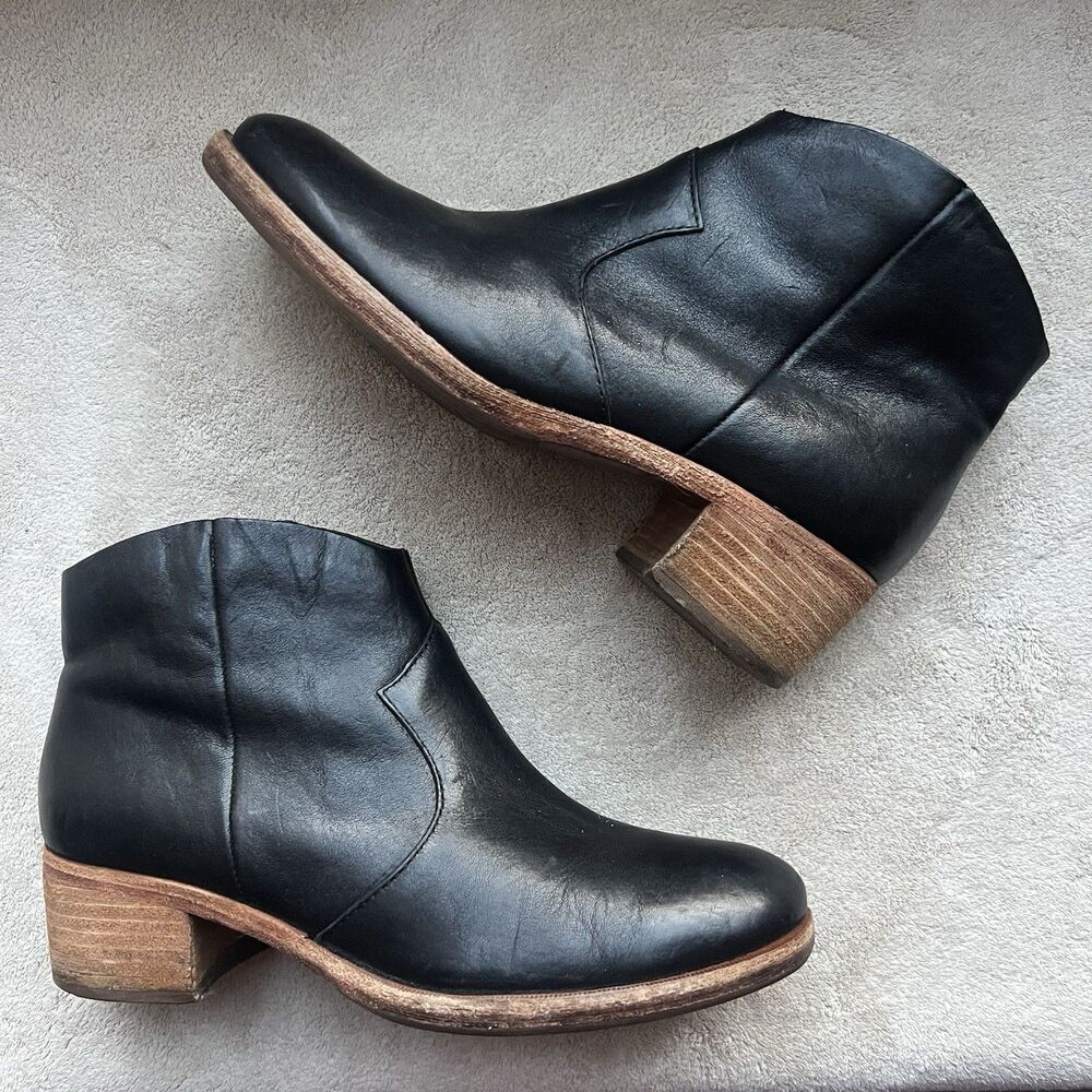 Kork-Ease Casper Black Leather Chelsea Distressed Ankle Boot Booties Women 7‎ M